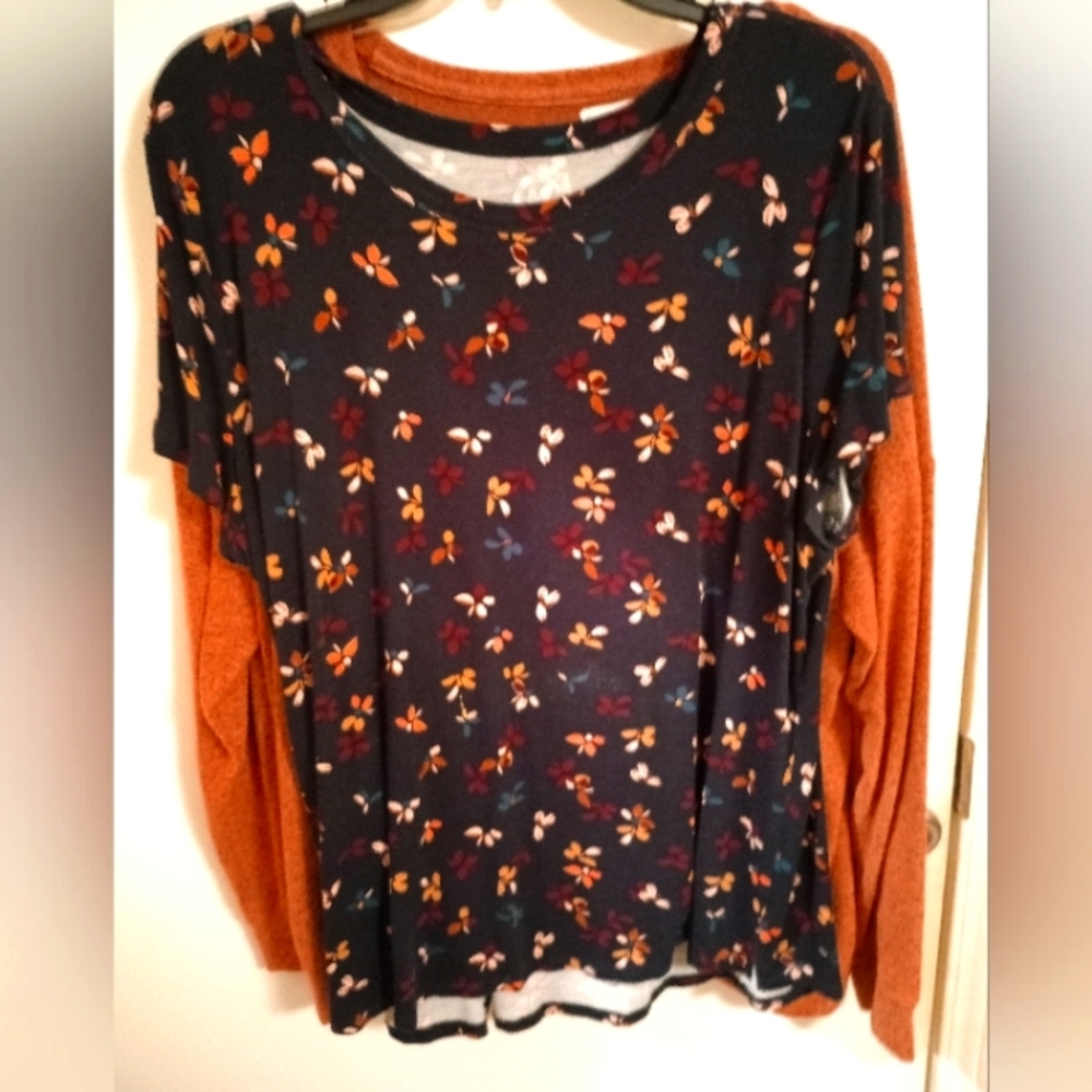 Multicolored tshirt